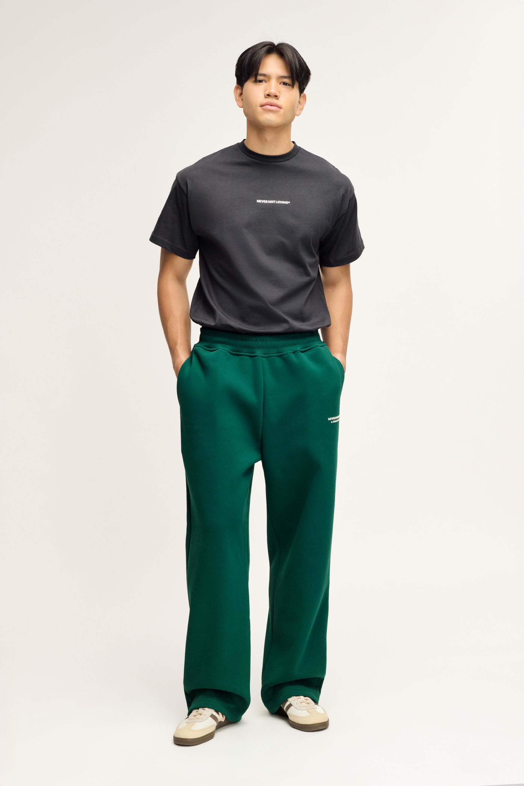 Glint Sweat Pants Moss Green Unisex