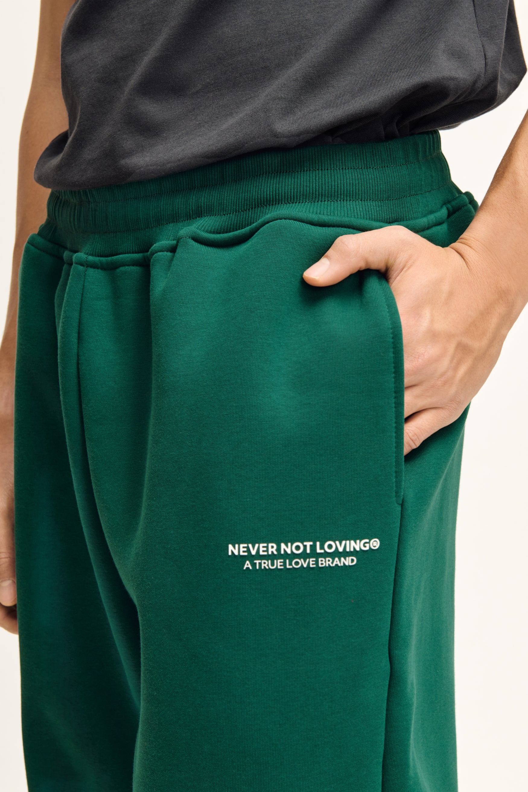 Glint Sweat Pants Moss Green Unisex