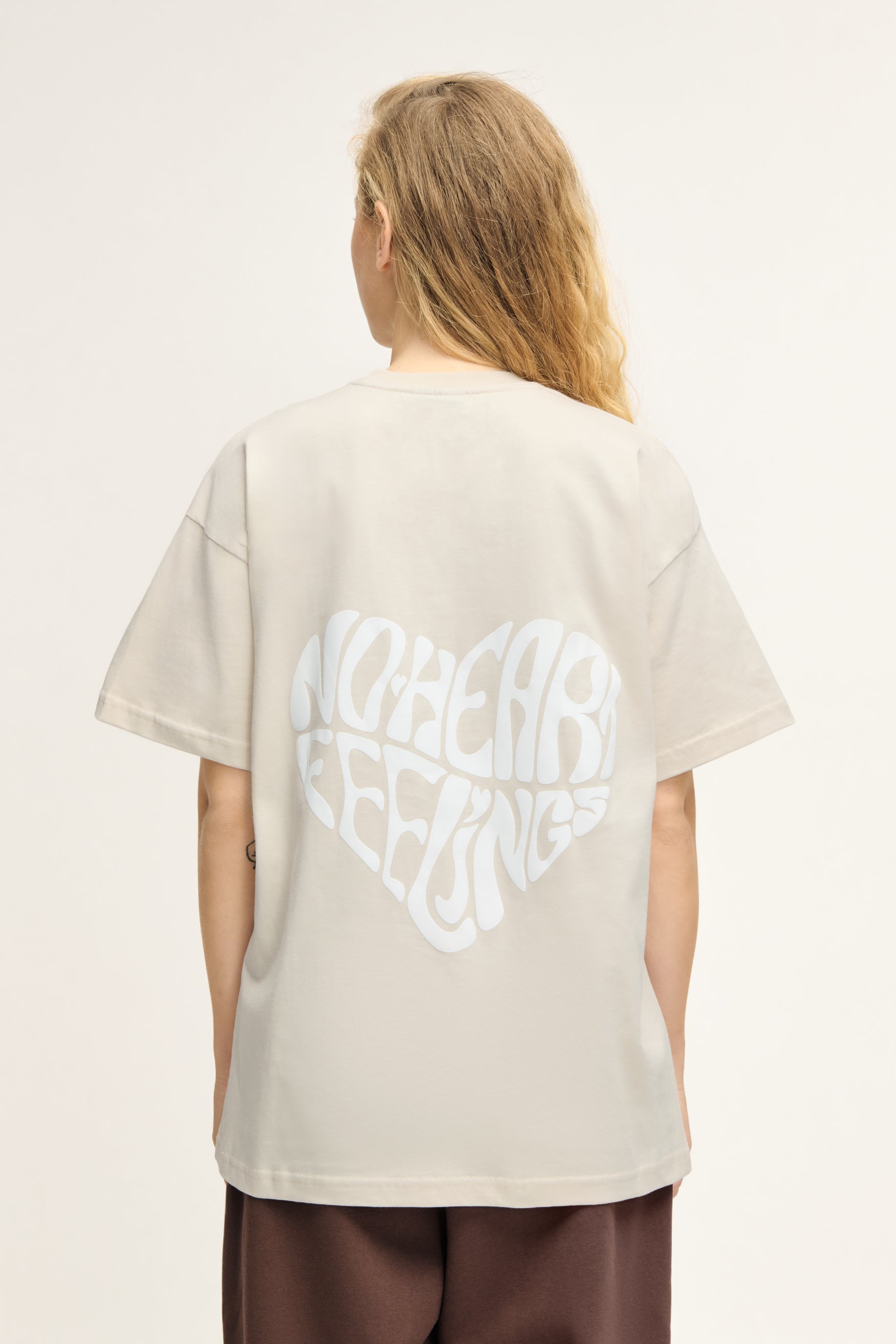 Merle T-Shirt Sand Unisex