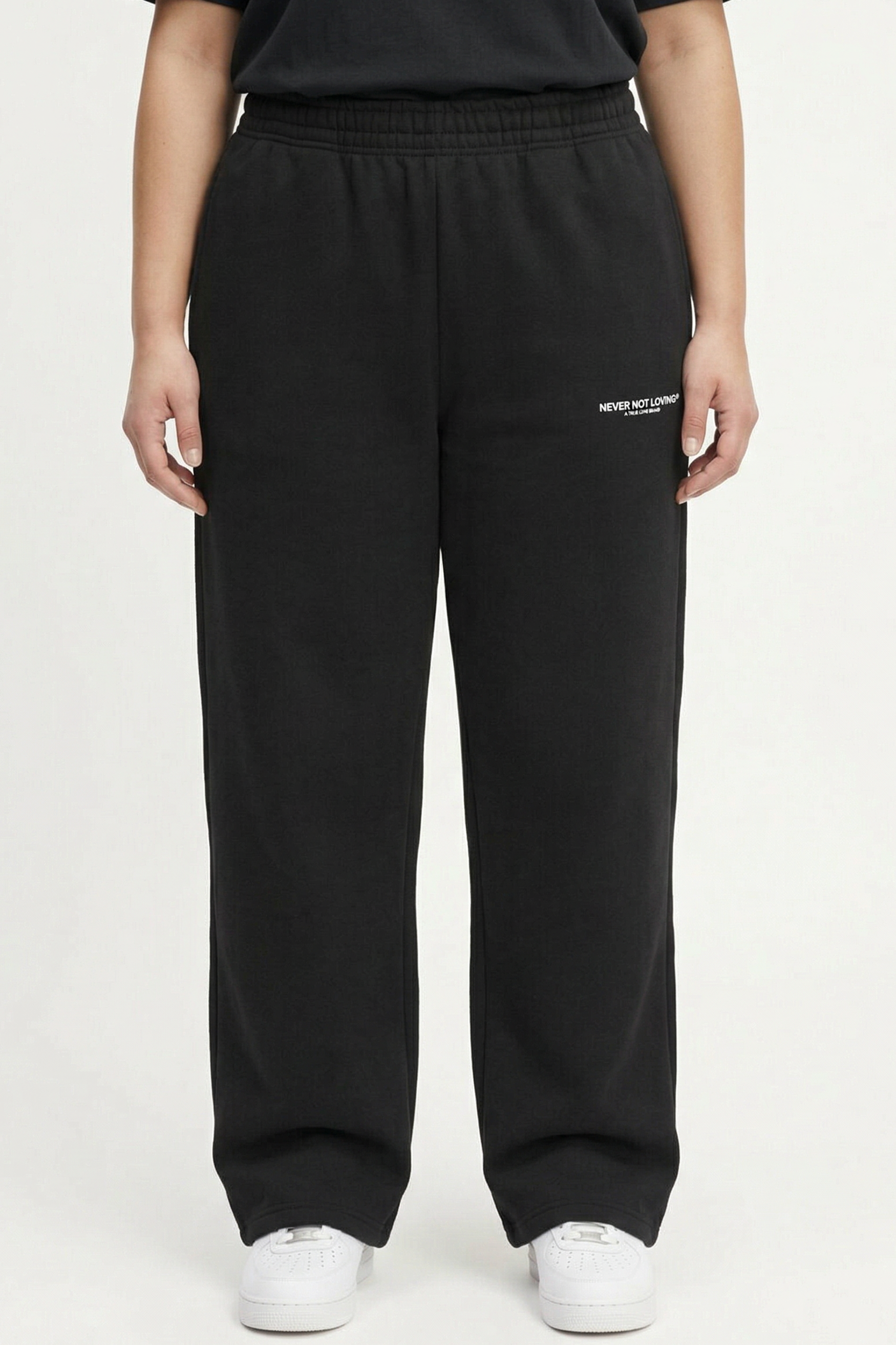 SWEAT PANTS BLACK