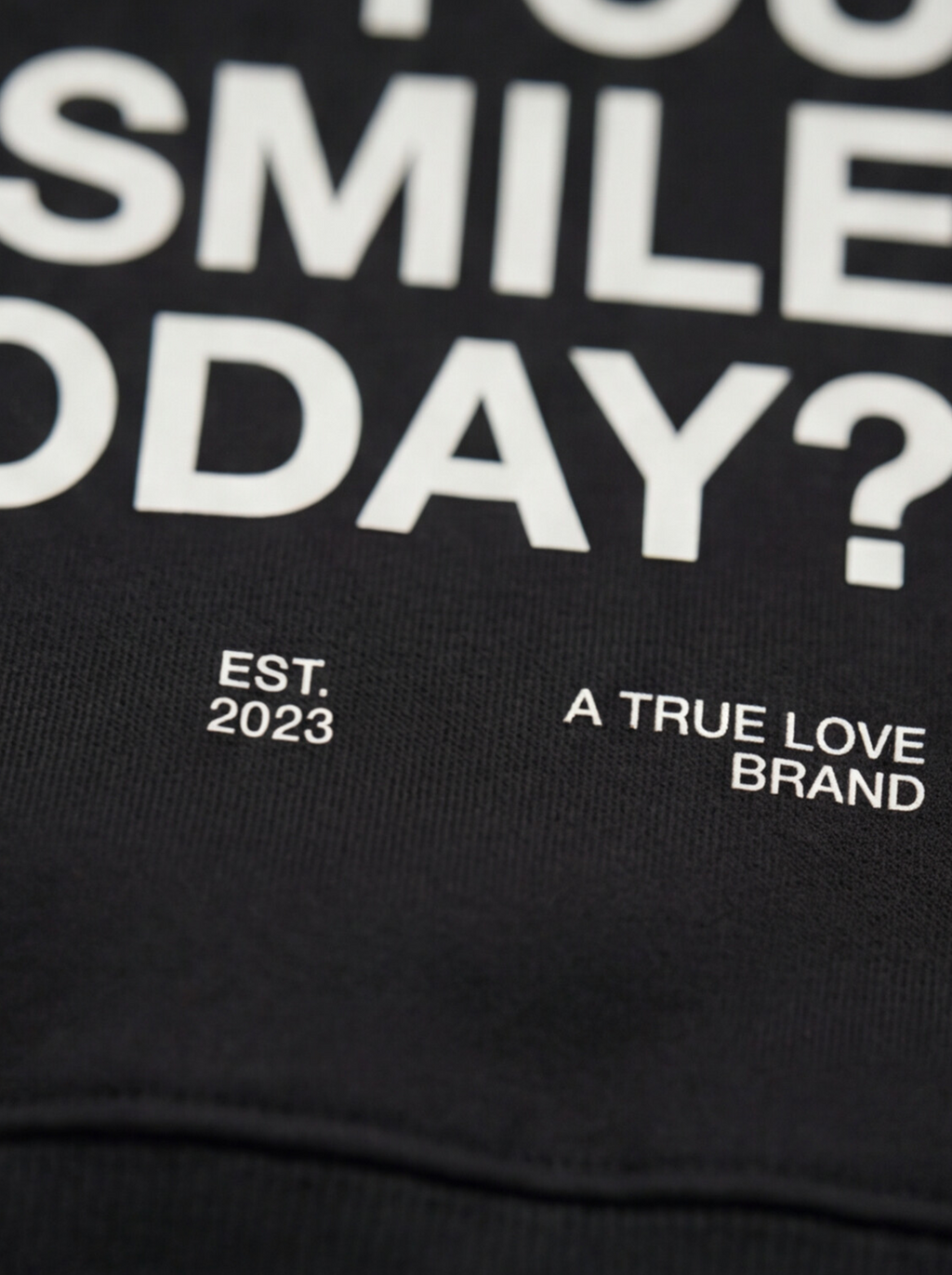 WHO MADE YOU SMILE HOODIE BLACK