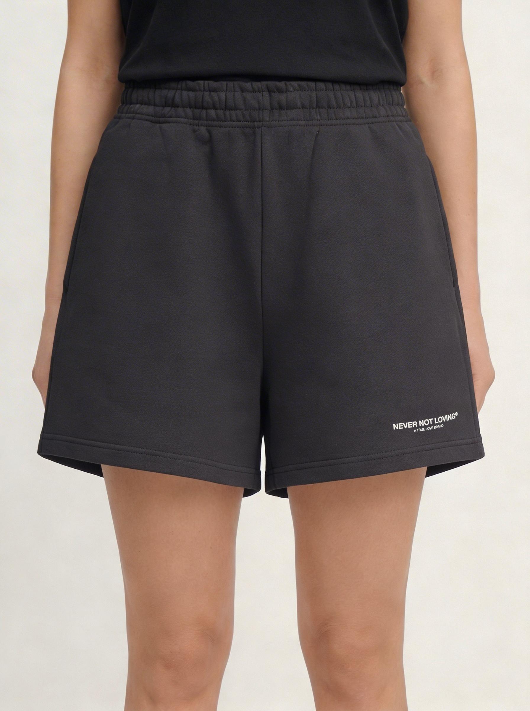 SHORT SHORTS ANTHRAZIT