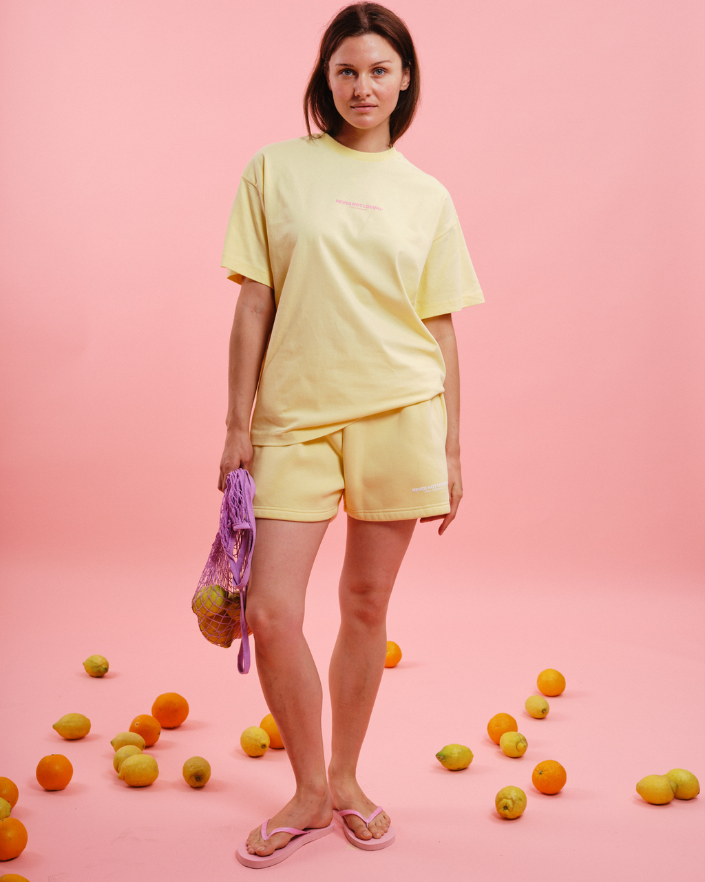 SHORT SHORTS BUZZING YELLOW